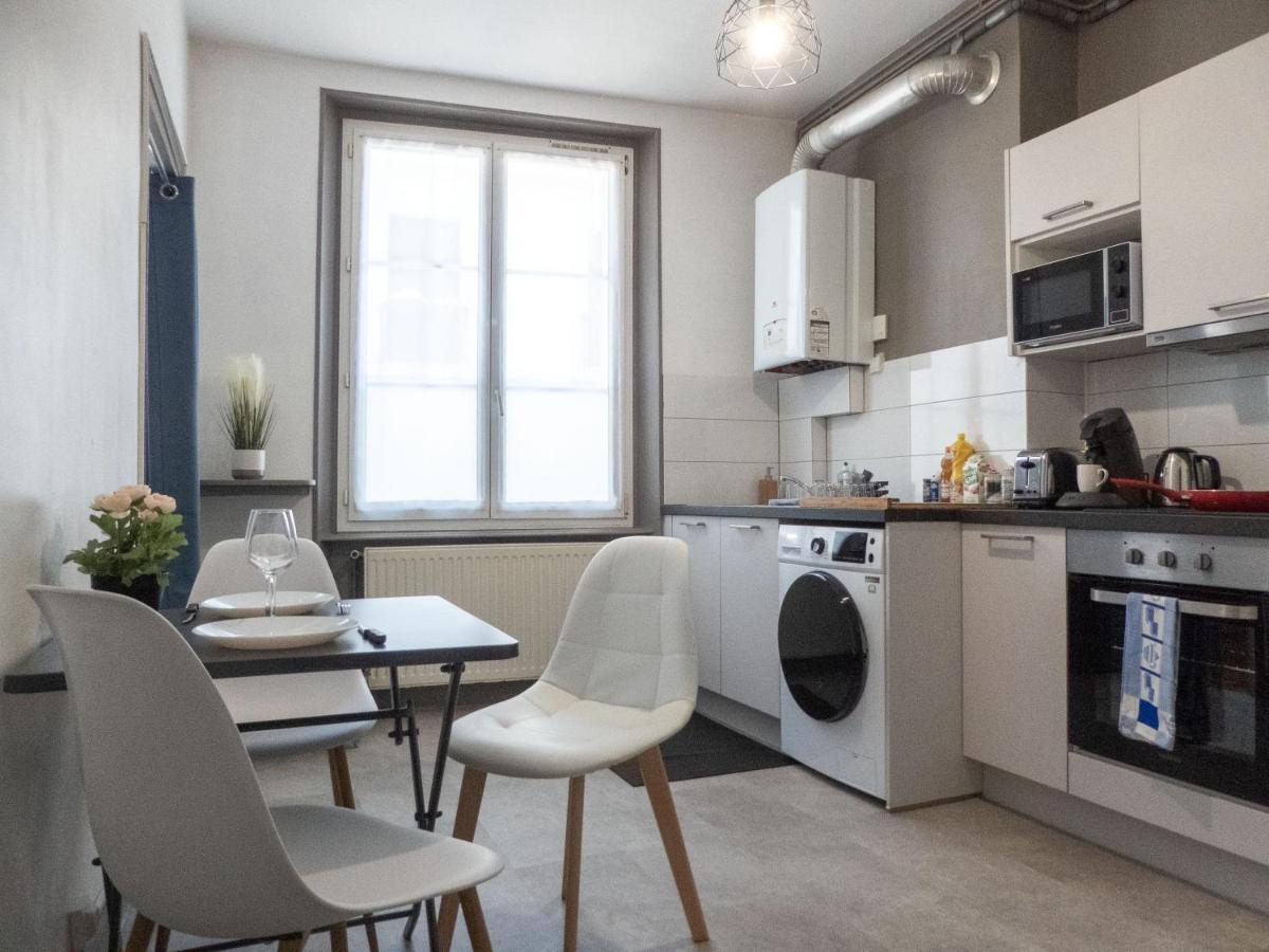 L'Amour De La Paix - Centre-Ville - Jardin - Proche Gare - Tv65"Primevideo - Ambiance Tres Chaleureuse - Parking Gratuit Sous-Video Surveillance Proche - Gere Par Presta-Zen'Services Verdun-sur-Meuse Luaran gambar