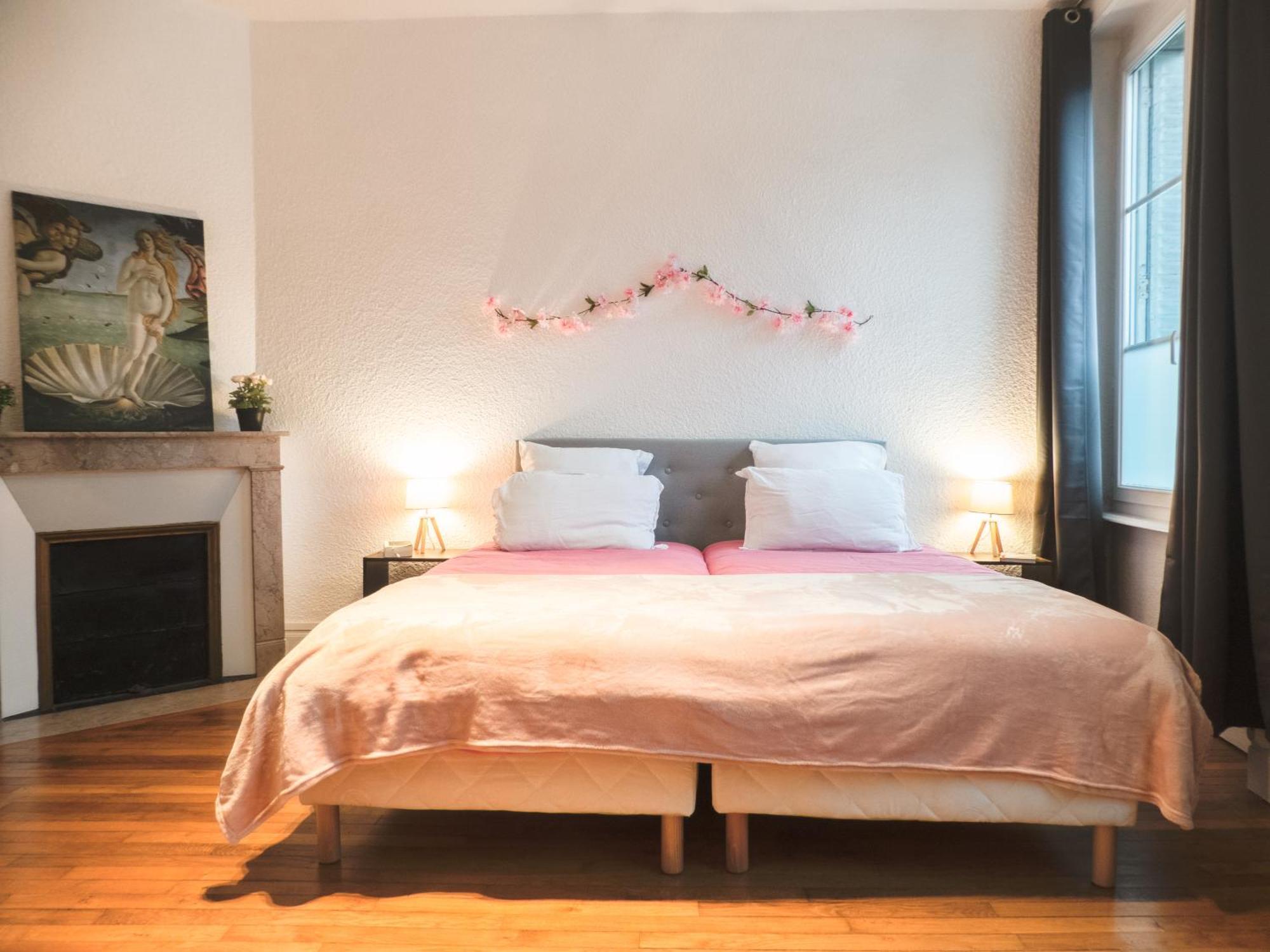 L'Amour De La Paix - Centre-Ville - Jardin - Proche Gare - Tv65"Primevideo - Ambiance Tres Chaleureuse - Parking Gratuit Sous-Video Surveillance Proche - Gere Par Presta-Zen'Services Verdun-sur-Meuse Luaran gambar